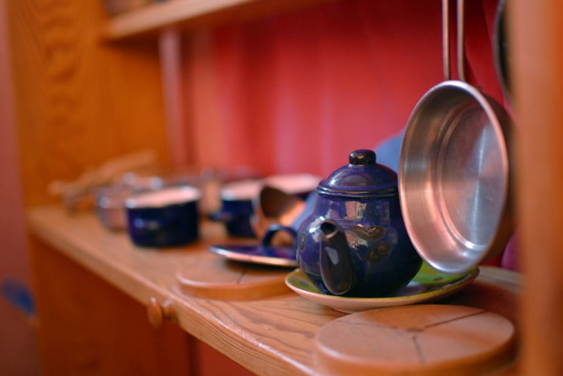 Cocinita de madera de la casita de juegos de la escuela waldorf grimm